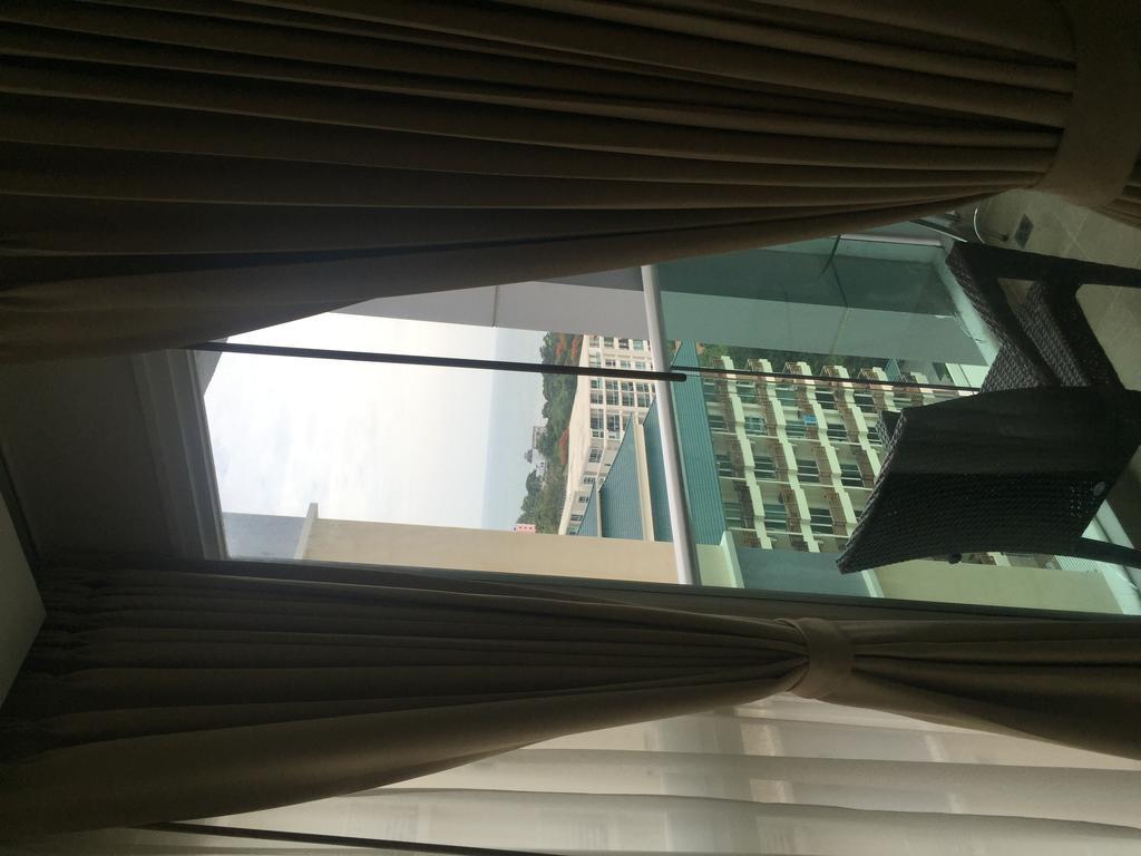 Cosy Beach View Condominium パッタヤー エクステリア 写真