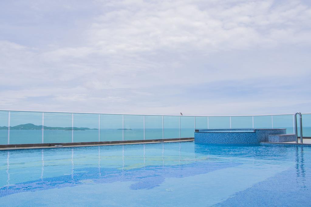 Cosy Beach View Condominium パッタヤー エクステリア 写真