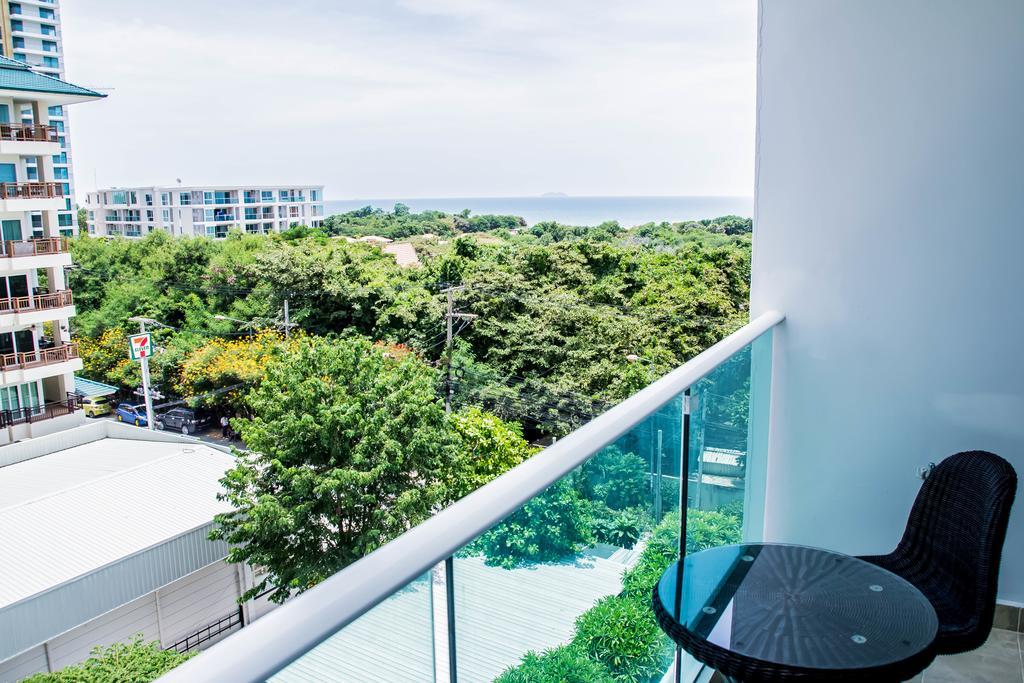 Cosy Beach View Condominium パッタヤー エクステリア 写真